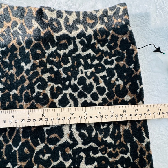 Noisy May. Size small - Picture 16 of 16